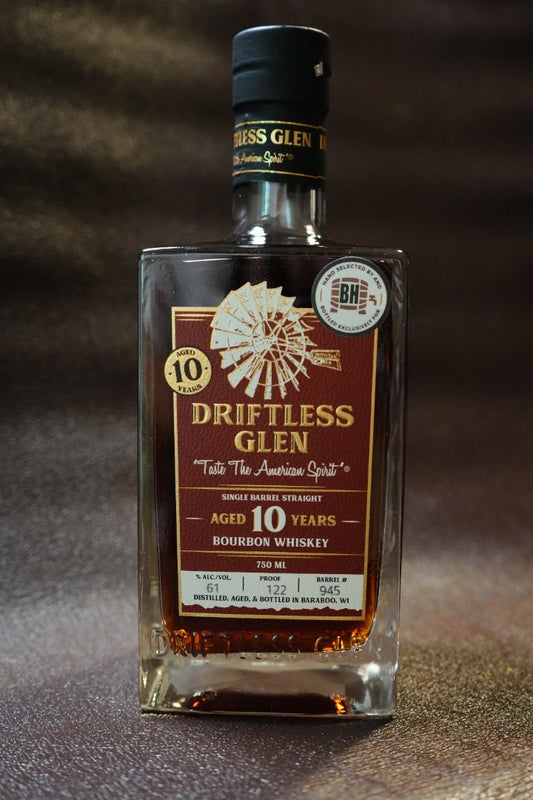 Driftless Glen Single Barrel #945 Straight 10 Year - Bourbon Hunter 750ml